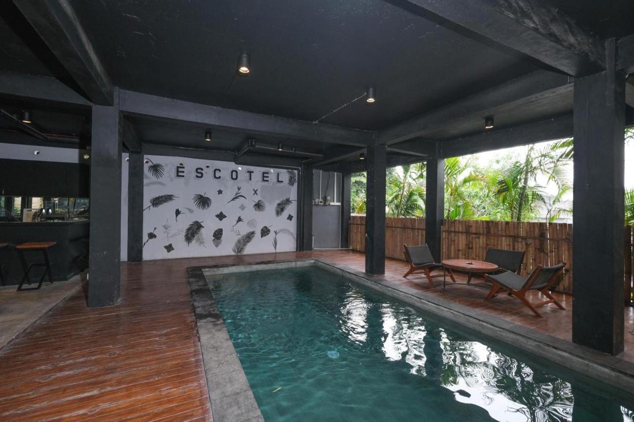 Escotel Krisnantara Canggu  Luaran gambar